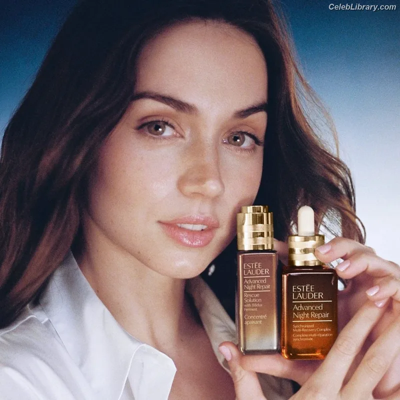 Ana de Armas photo 9 of 3418