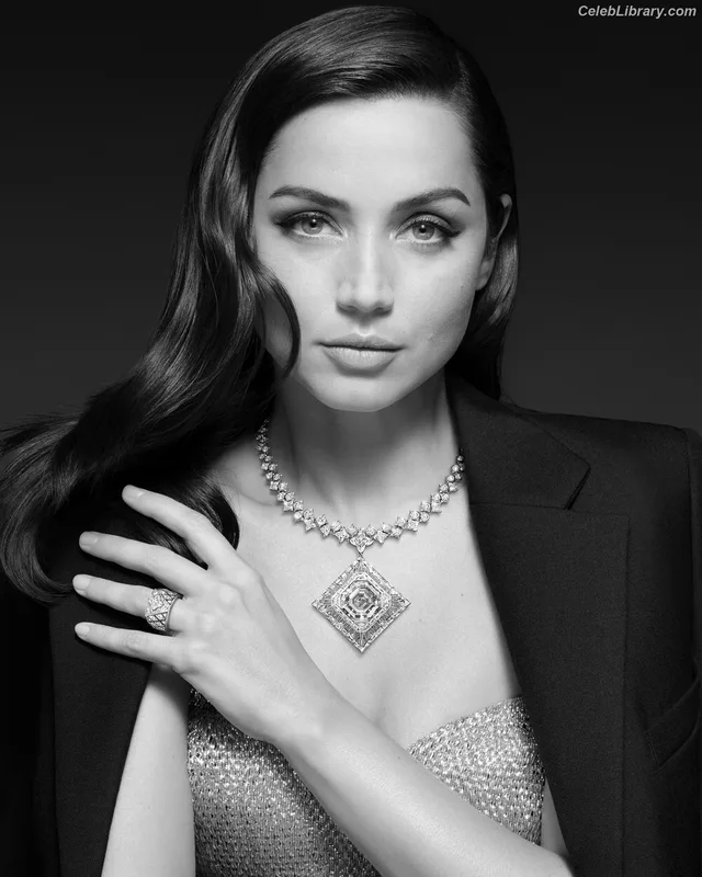 Ana de Armas photo 16 of 3418