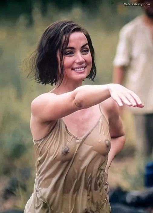 Ana de Armas photo 3 of 3418