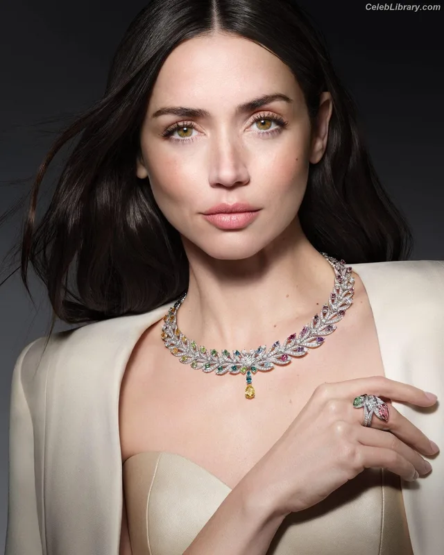 Ana de Armas photo 14 of 3418