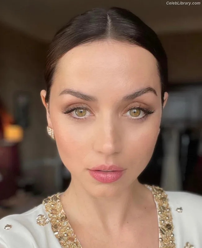 Ana de Armas photo 24 of 3418