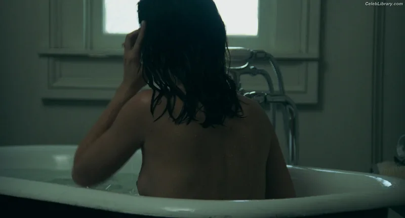 Ana de Armas photo 10 of 3418