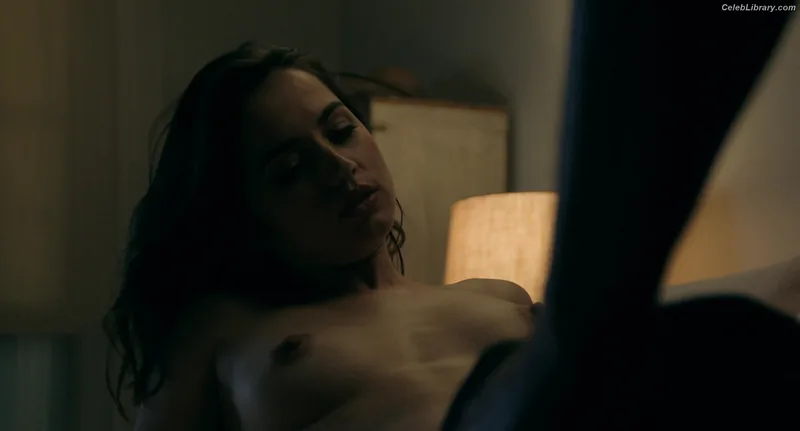 Ana de Armas photo 9 of 3418