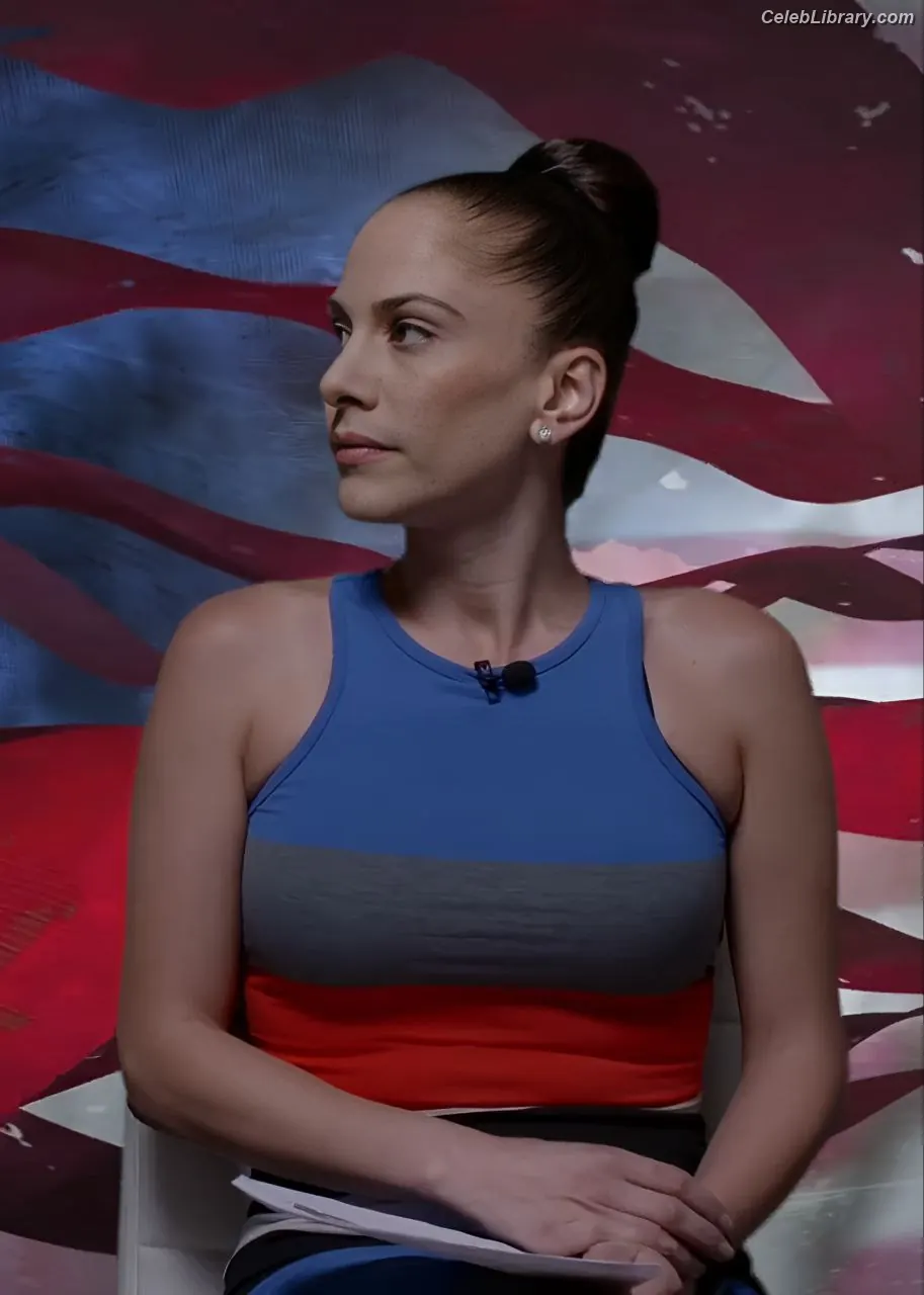 Ana Kasparian photo 20 of 213