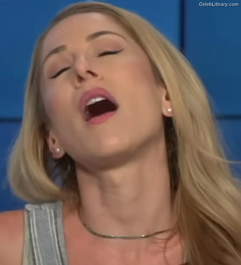 Ana Kasparian photo 21 of 213
