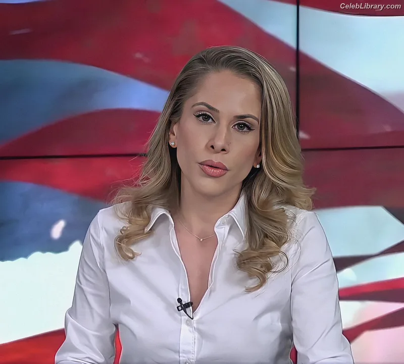 Ana Kasparian photo 4 of 214