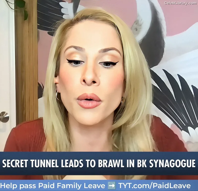 Ana Kasparian photo 14 of 214