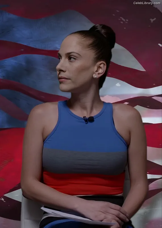 Ana Kasparian photo 20 of 214