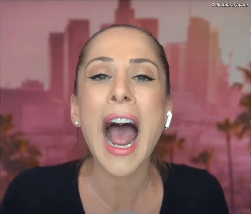 Ana Kasparian photo 21 of 214
