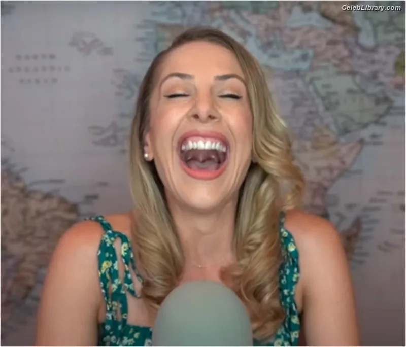 Ana Kasparian photo 5 of 214
