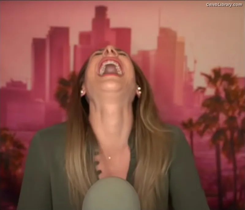 Ana Kasparian photo 5 of 214