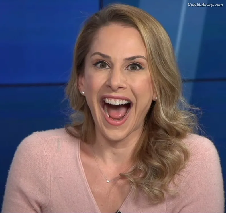 Ana Kasparian photo 12 of 214