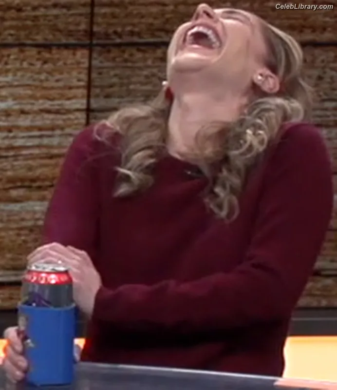 Ana Kasparian photo 14 of 214