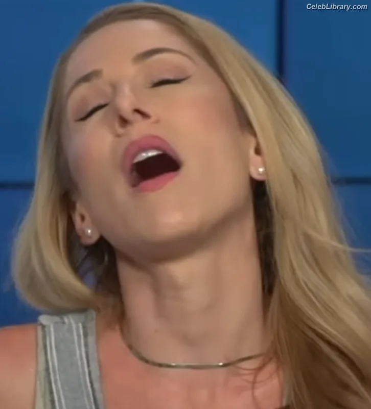Ana Kasparian photo 21 of 214