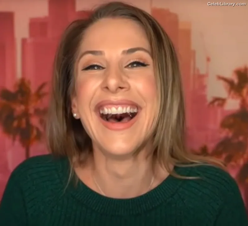 Ana Kasparian photo 6 of 214