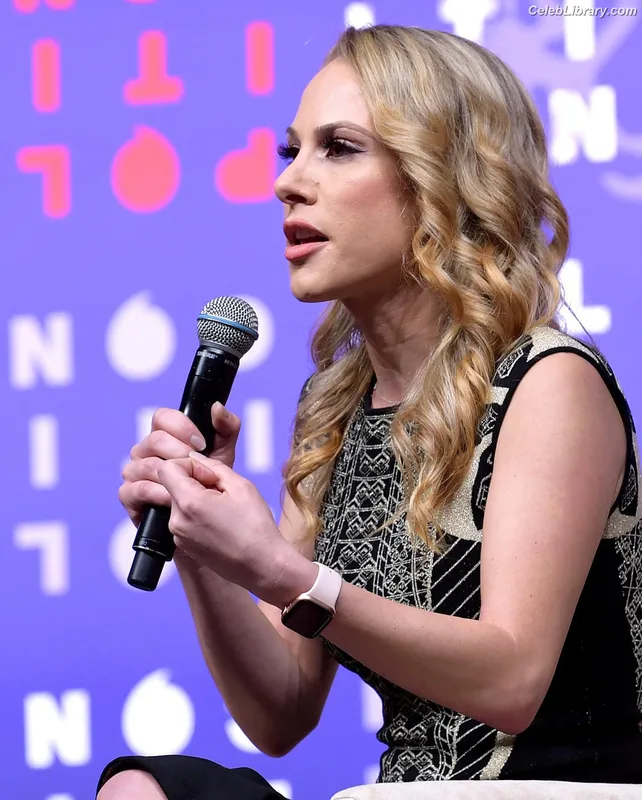 Ana Kasparian photo 23 of 214