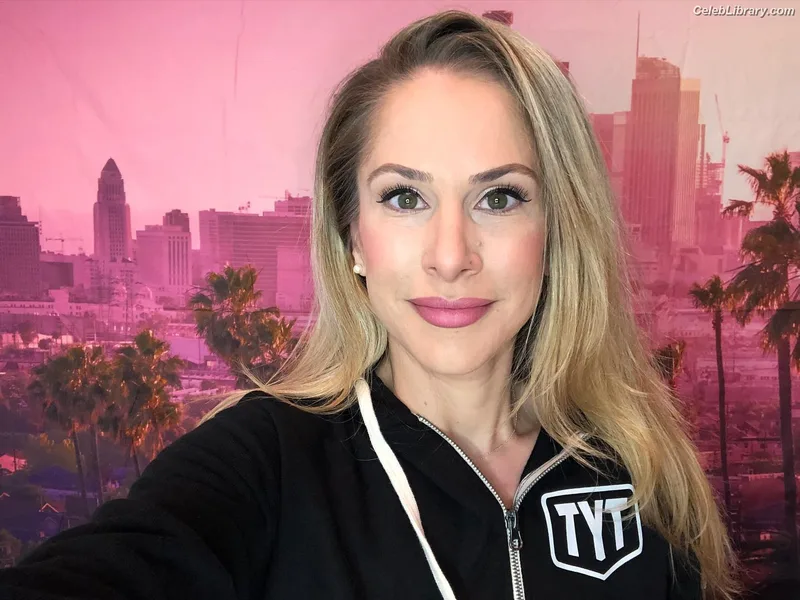 Ana Kasparian photo 5 of 214