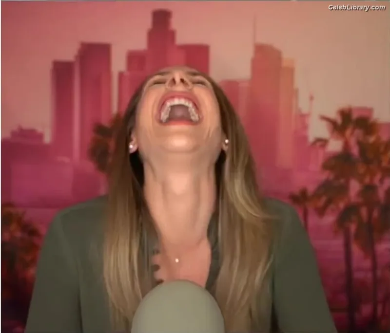 Ana Kasparian photo 4 of 214