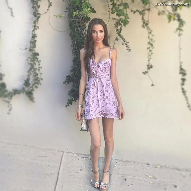 Ana Walczak photo 14 of 53