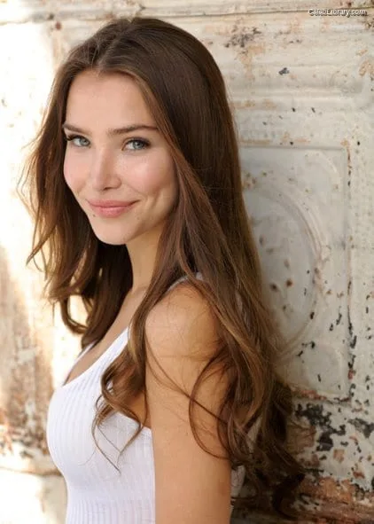 Ana Walczak photo 8 of 54