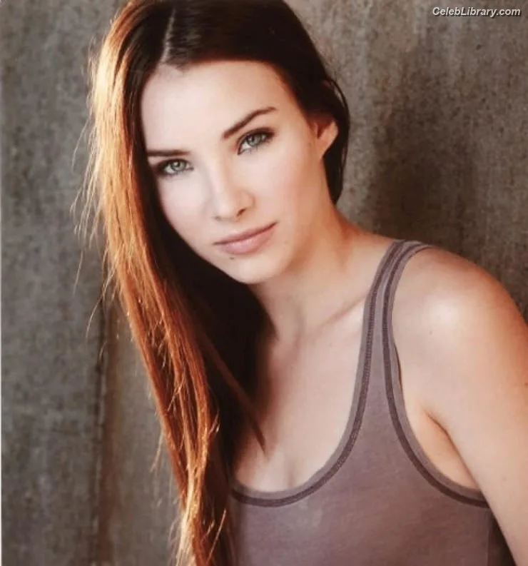 Ana Walczak photo 13 of 54
