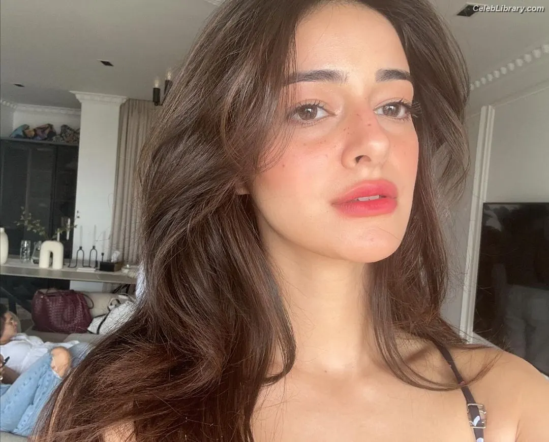 Ananya Pandey photo 8 of 292