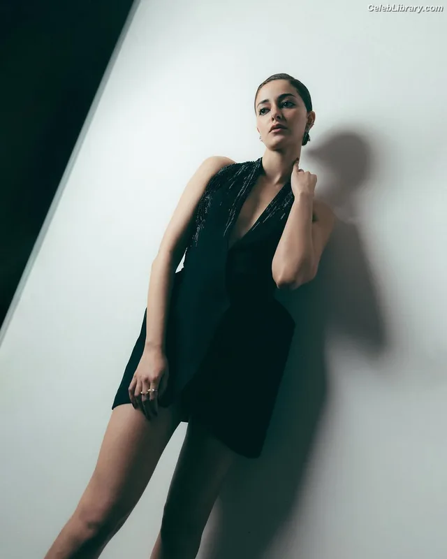 Ananya Pandey photo 4 of 293
