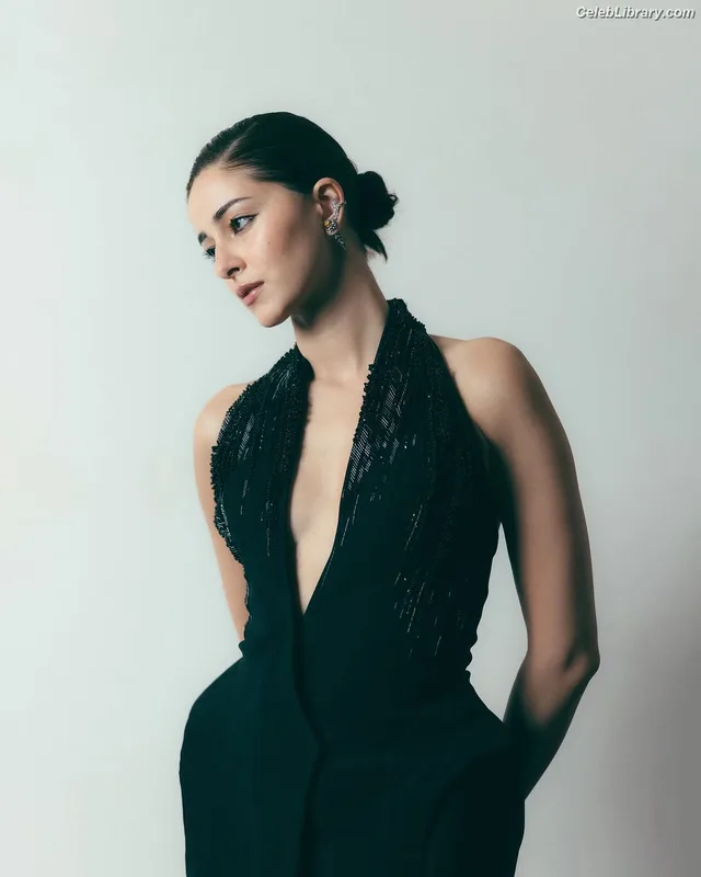 Ananya Pandey photo 9 of 293