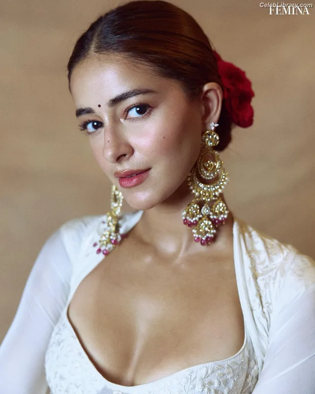 Ananya Pandey photo 20 of 293