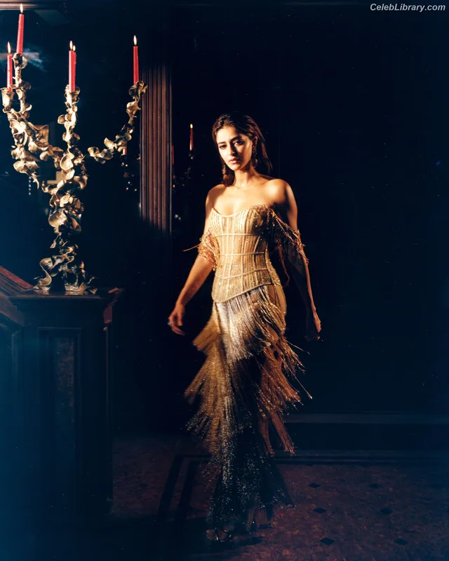 Ananya Pandey photo 23 of 293