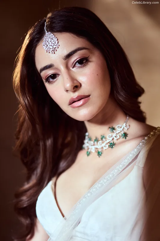 Ananya Pandey photo 21 of 293