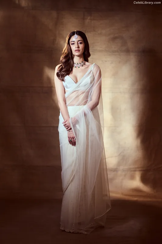 Ananya Pandey photo 4 of 293