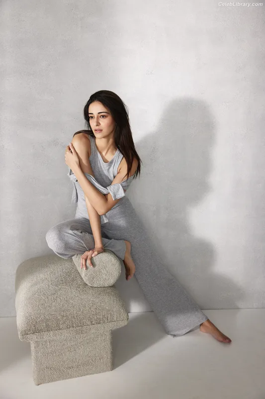 Ananya Pandey photo 16 of 293