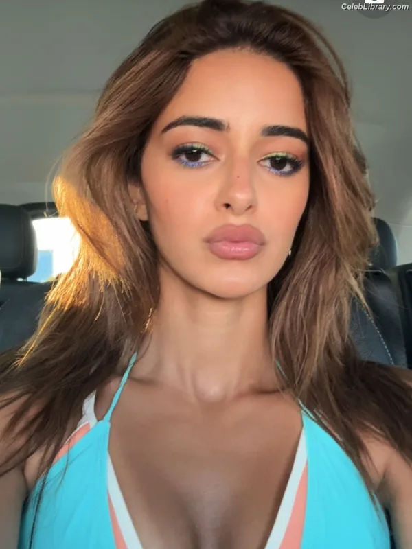 Ananya Pandey photo 23 of 293