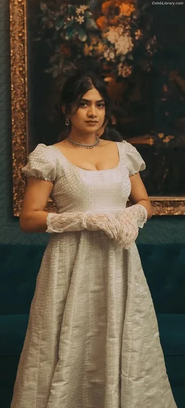Anarkali Marikar photo 8 of 121