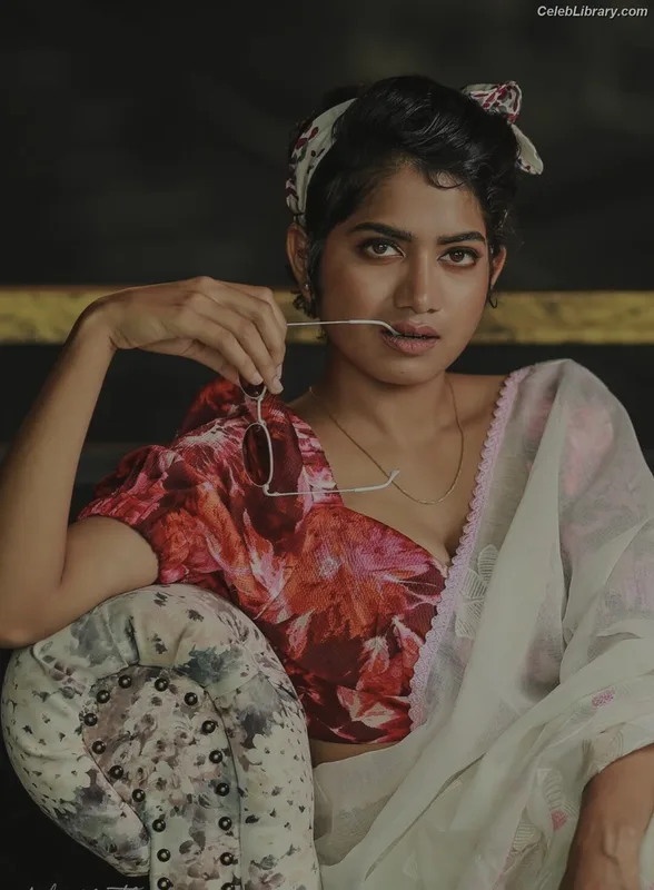 Anarkali Marikar photo 3 of 121