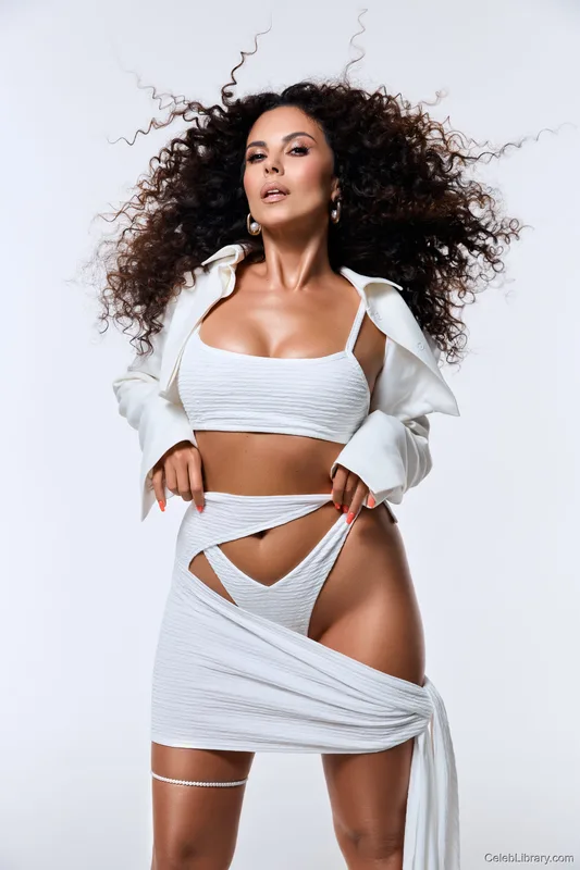 Anastasia Kamenskykh photo 14 of 58