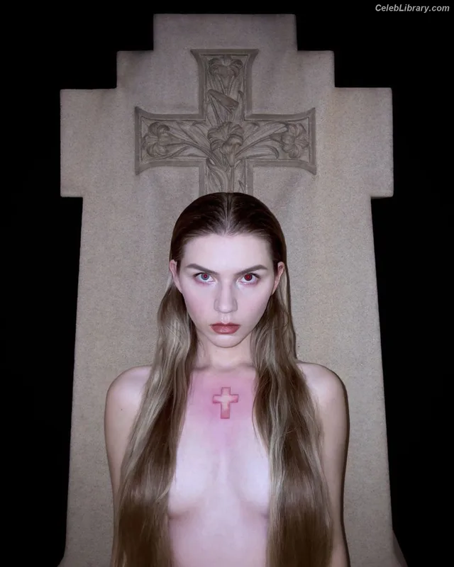 Anastasia Kreslina (IC3PEAK) photo 4 of 96