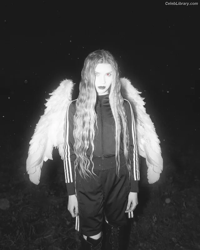 Anastasia Kreslina (IC3PEAK) photo 18 of 96