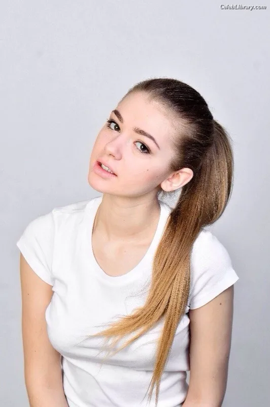 Anastasiya Ukolova photo 2 of 50
