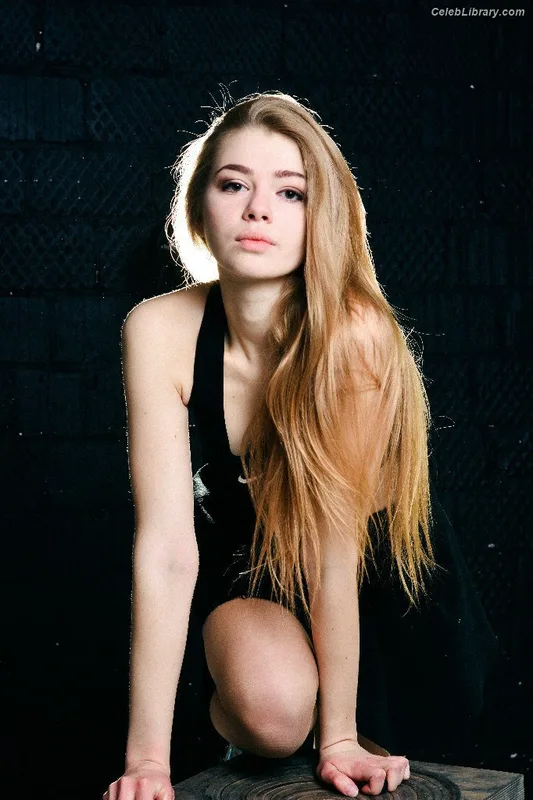 Anastasiya Ukolova photo 3 of 50
