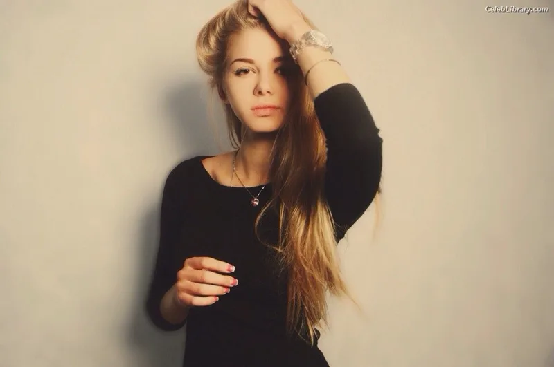 Anastasiya Ukolova photo 7 of 50