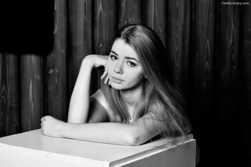 Anastasiya Ukolova photo 9 of 50