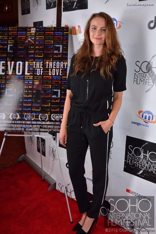 Andi Matichak photo 1 of 53