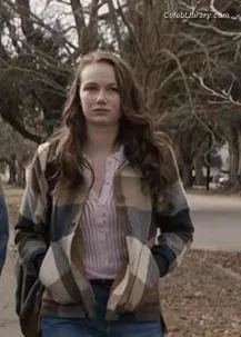 Andi Matichak photo 4 of 54