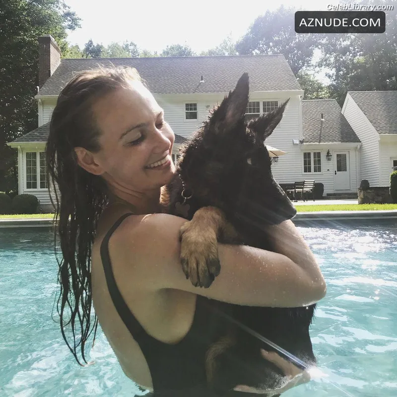 Andi Matichak photo 13 of 54
