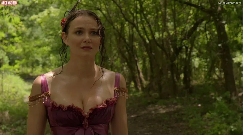 Andi Matichak photo 24 of 54