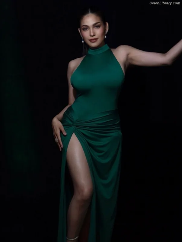 Andrea Torres photo 11 of 22