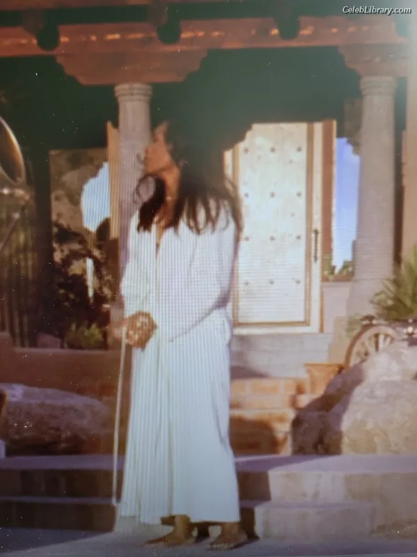 Angela Bassett photo 1 of 49