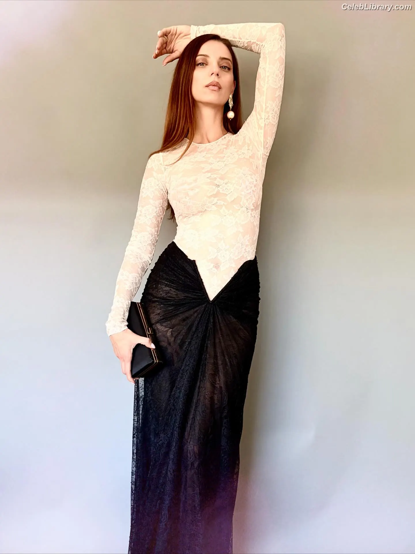 Angela Sarafyan photo 4 of 28